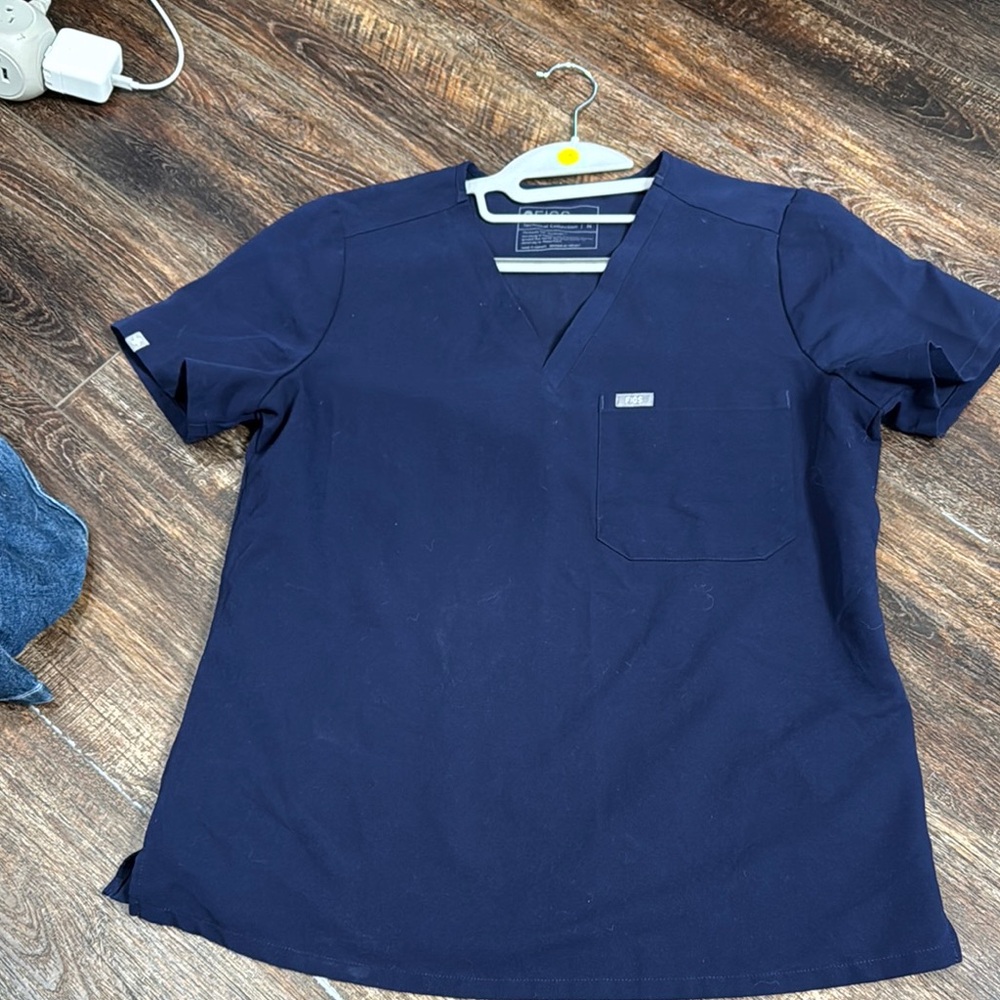 Figs Technical Top - image 1